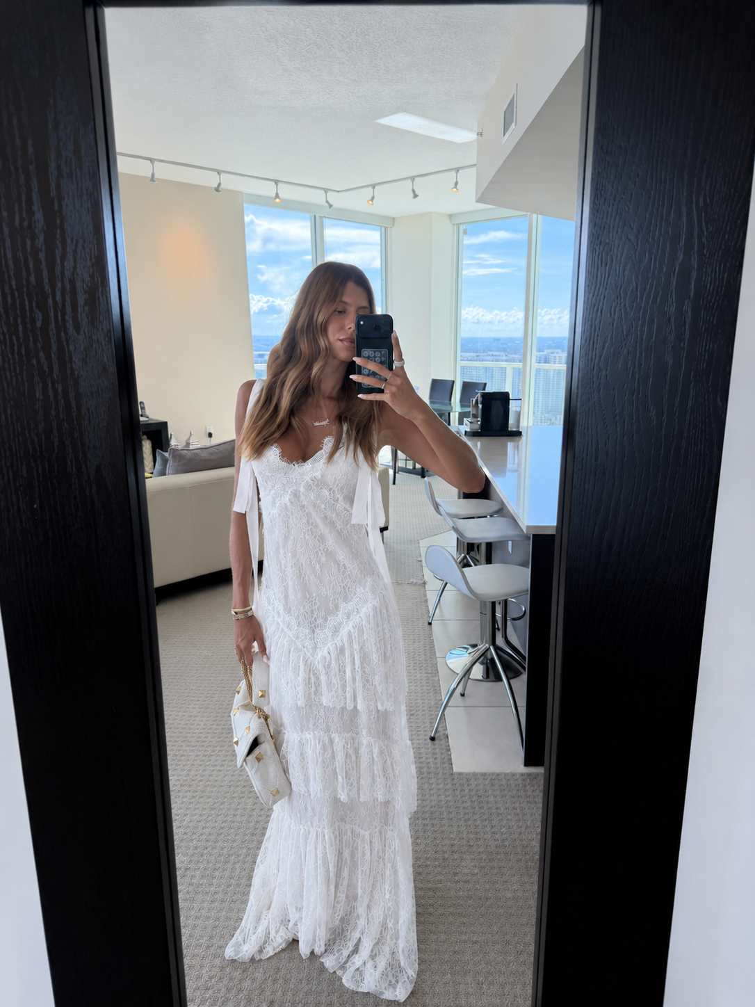 Vestido Longo Babados em Renda
